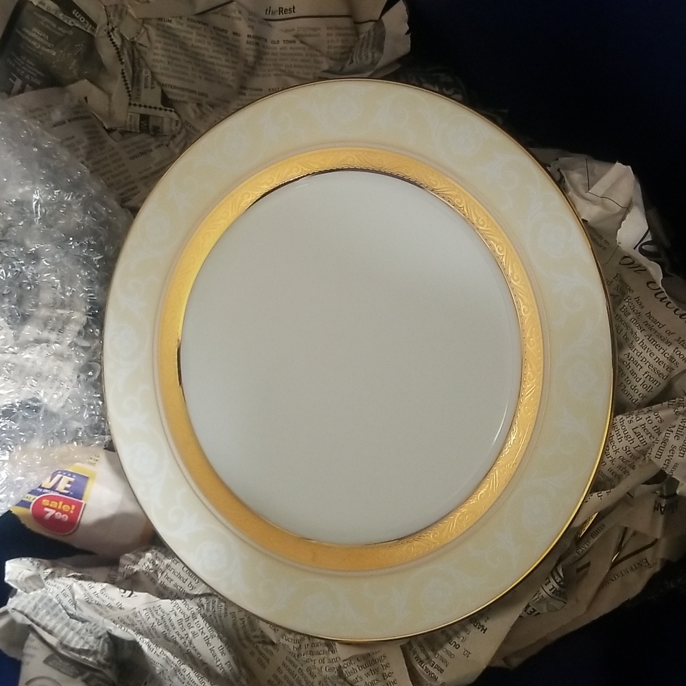 noritake dinner plate 8 inch